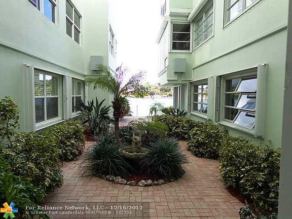 5th image of 2758 NE 30th Ave APT 2C