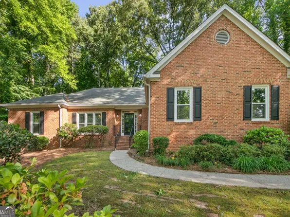 1055 Downing Ct NE, Marietta, GA 30068