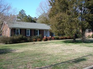 2039 Westover Ter, Burlington, NC 27215