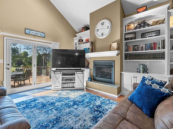 4th image of 2255 Bent Creek Dr