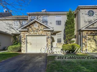 404 Cobblestone Ct, Monmouth Junction, NJ