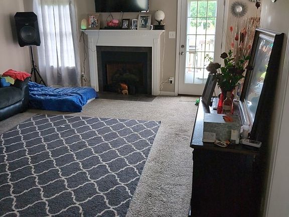 4th image of 956 Cindy Jo Ct