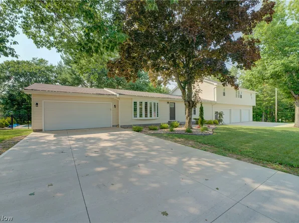 1715 Chenango Rd, Wakeman, OH 44889