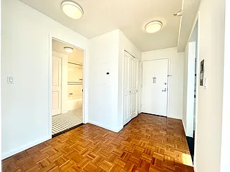 Rented by Addison Property Group