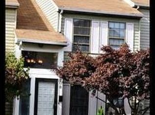 608 Lopax Rd, Harrisburg, PA 17112