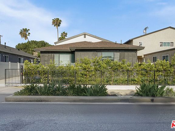 2nd image of 12527 Cranbrook Ave