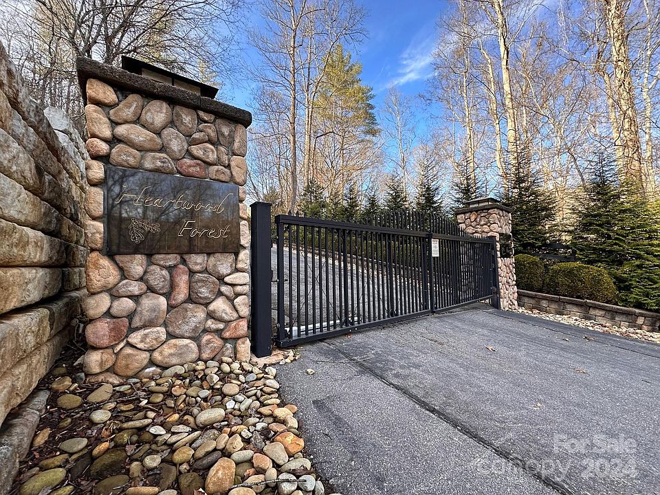1st image of 1892 Black Hills Dr