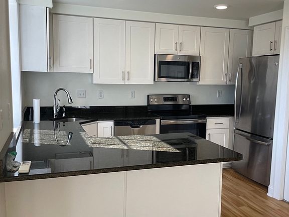 4th image of 30 Village Hill Rd Unit 304