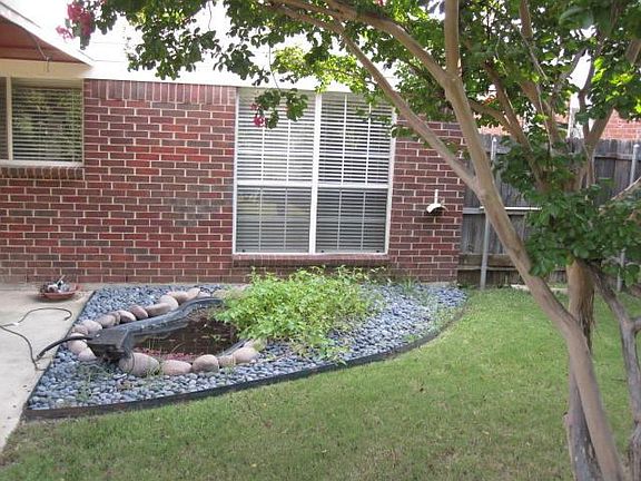 3rd image of 2844 Ironwood Dr
