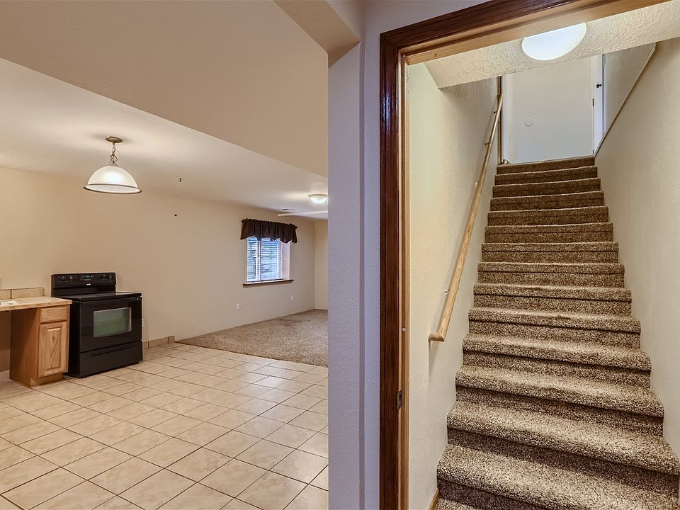 1st image of 510 Parkwood Dr