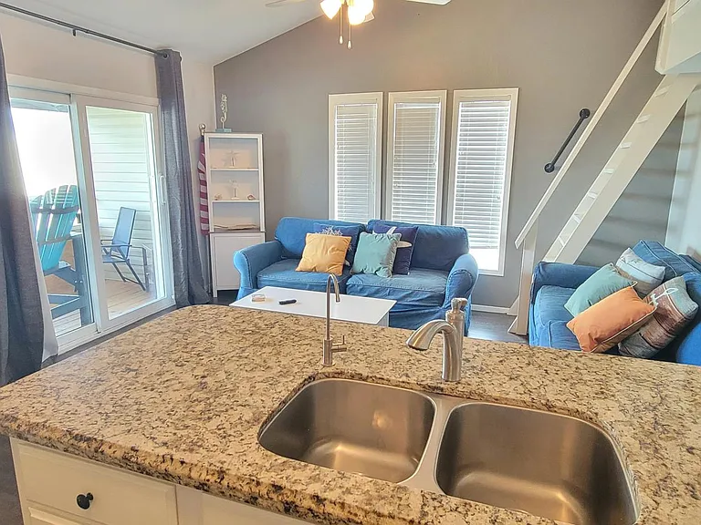 401 Island Ave — Photo 14