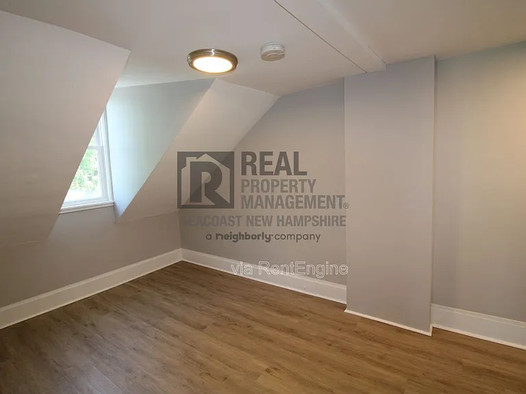 61 3rd St #201 — Photo 12