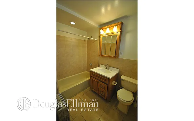 Rented by Douglas Elliman | media 20