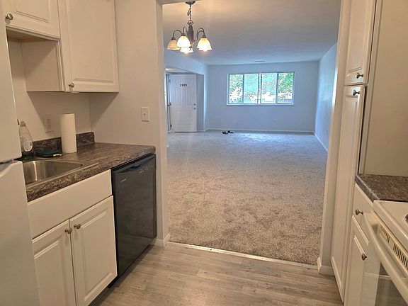 2nd image of 1905 Cortland Dr #1905