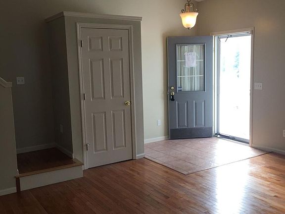 5th image of 853 Brightwood Ct