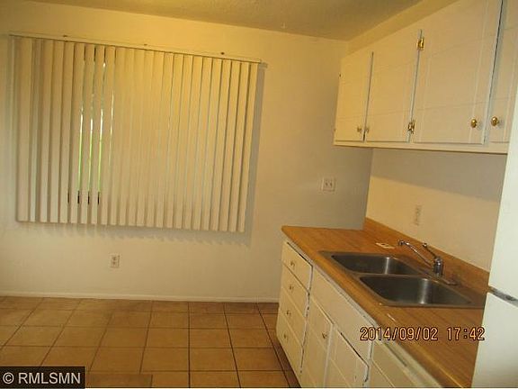 3rd image of 2352 Dorland Dr