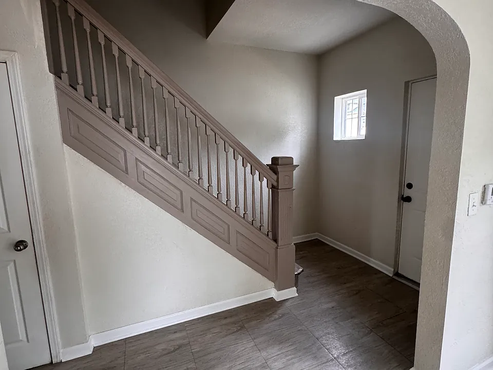 321 Randall St #319