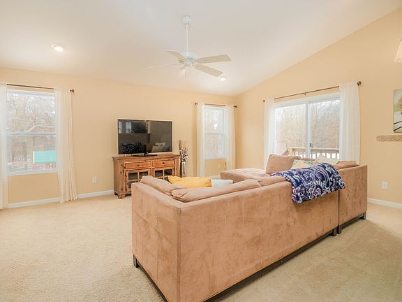 3rd image of 5432 Woodrush Ave