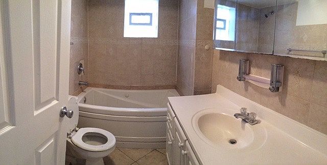 2nd image of 2331 S Avers Ave #2