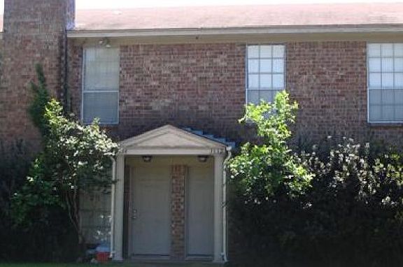 4th image of 3332 Bluestem Cir