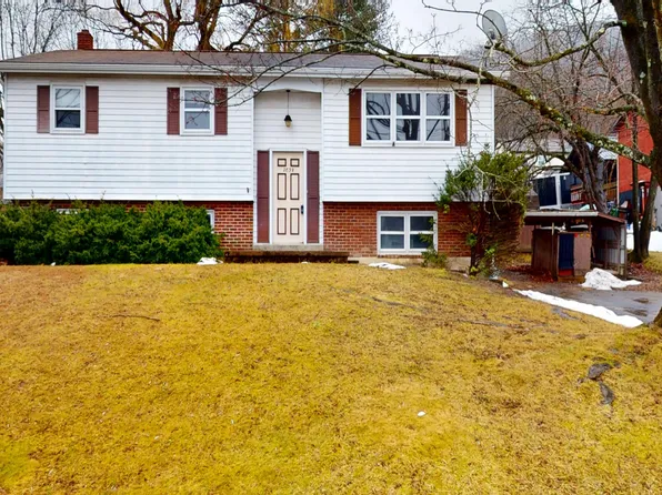 2839 Cochran Ave, South Williamsport, PA 17702