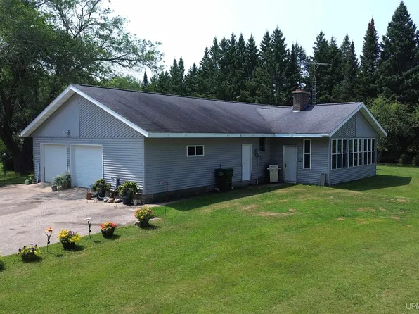 4815 N Southside Rd, Manistique, MI 49854