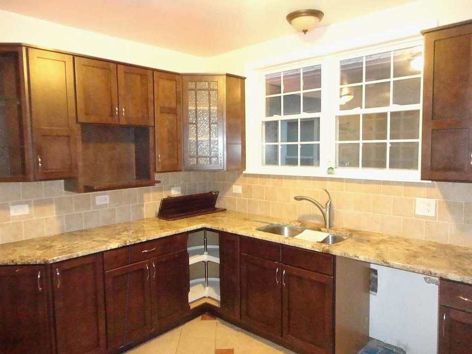 1st image of 3133 N 78th Ave