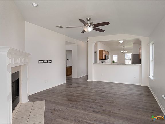 4th image of 603 Constellation Dr