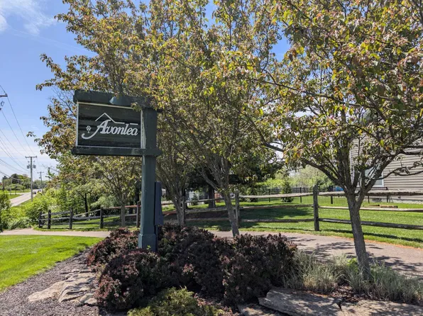 3169 Avonlea Way, Lewis Center, OH 43035