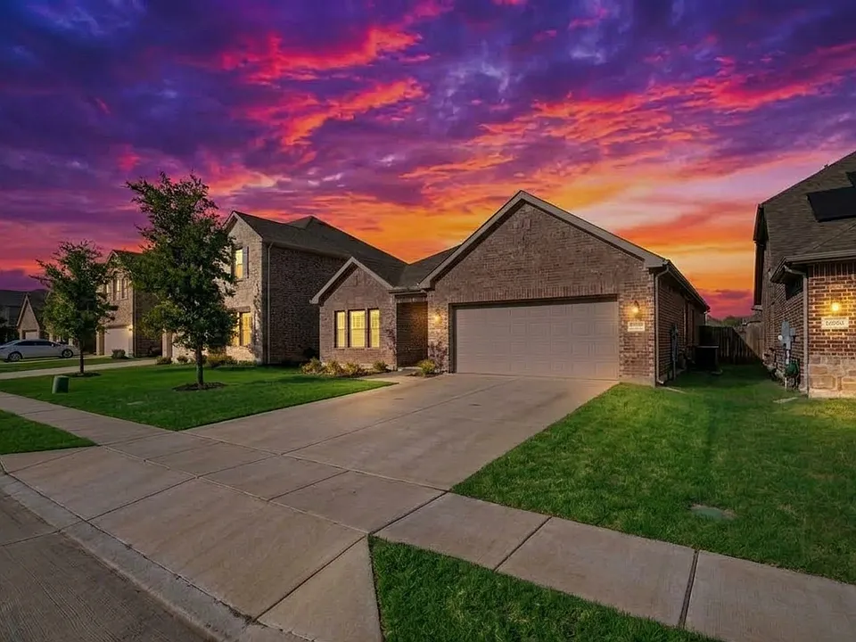 1836 Lockhart Dr