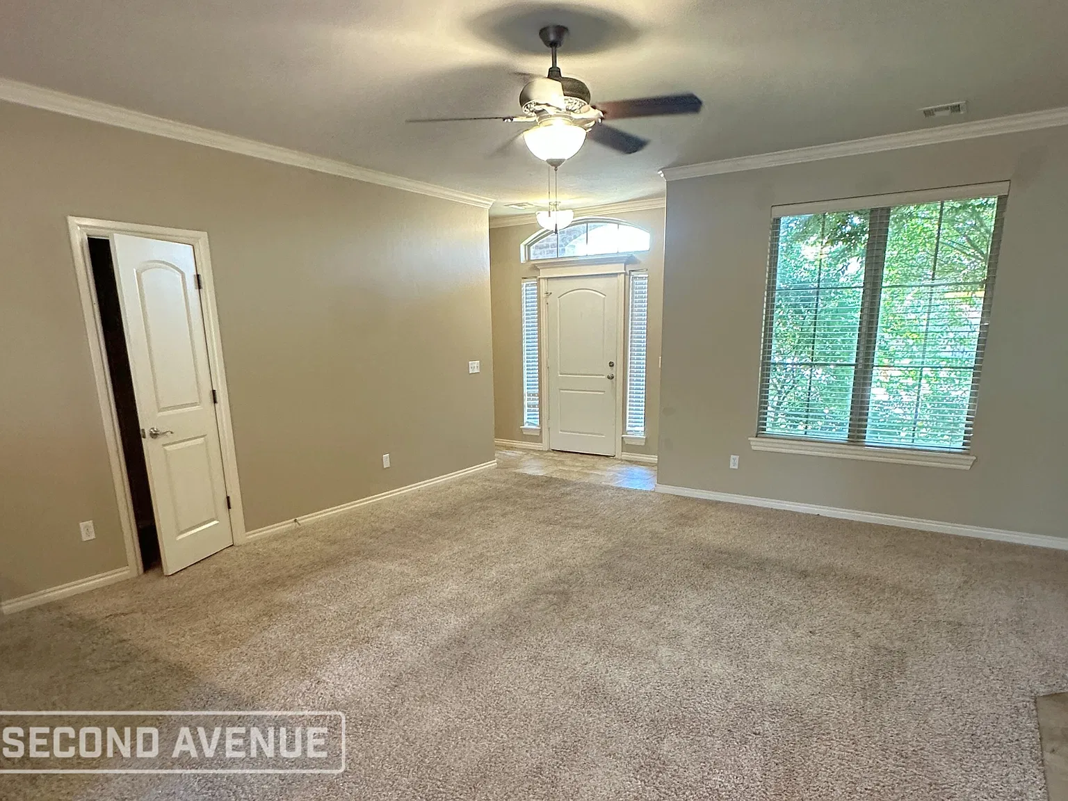 3 bed, 2.5 bath, 1625 sqft, $1,659 — Photo 4