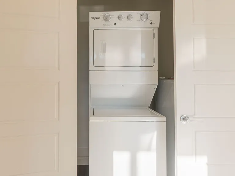 1332 Watt Dr SW — Photo 10