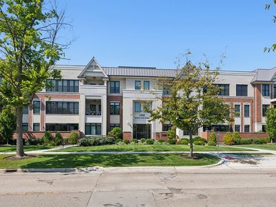 1560 Oakwood Ave APT 205, Highland Park, IL, 60035