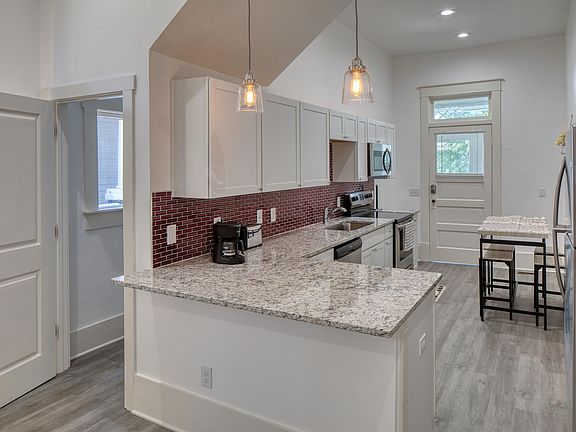 5th image of 307 W 36th St #A