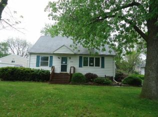 2320 University St, Crest Hill, IL 60403