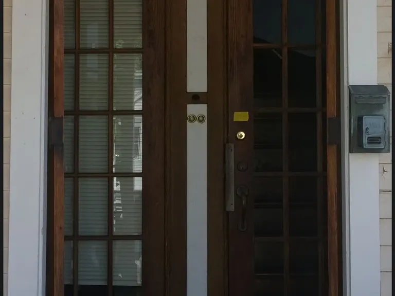 528 Warren St #1 — Photo 1