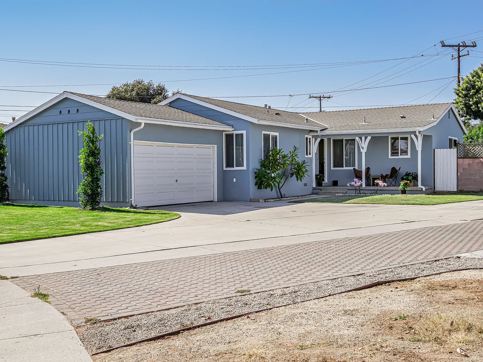 4 bed, 1244 sqft, $4,700 — Photo 1
