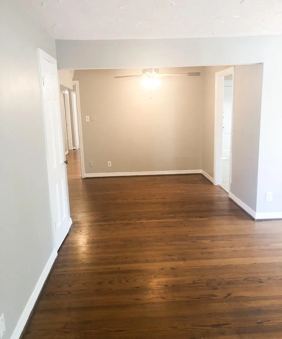 3 bed, 1400 sqft, $2,200 — Photo 1