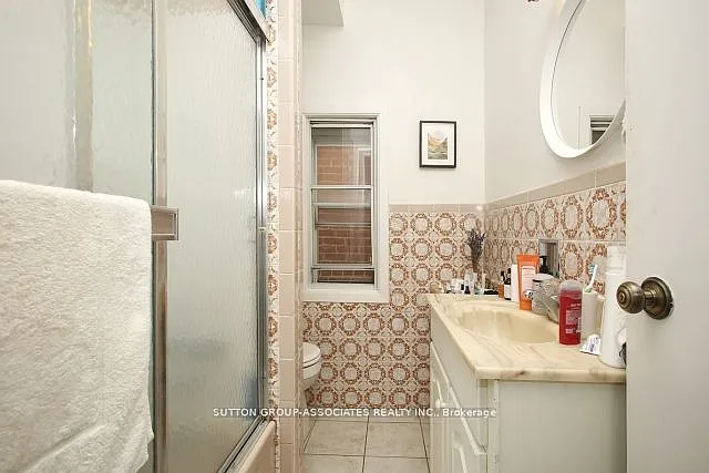 738 Shaw St #2 — Photo 9