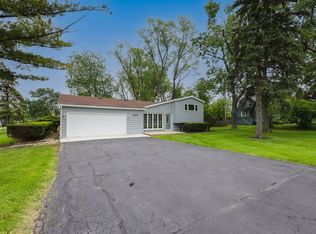 1405 S Villa Ave, Villa Park, IL 60181
