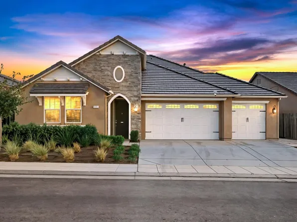 3948 Mecca Ave, Clovis, CA 93619