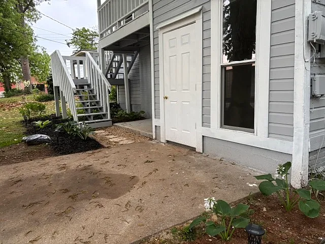 204 S Candler St — Photo 9