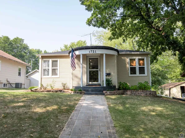 1721 W Wilman Ct, Emporia, KS 66801