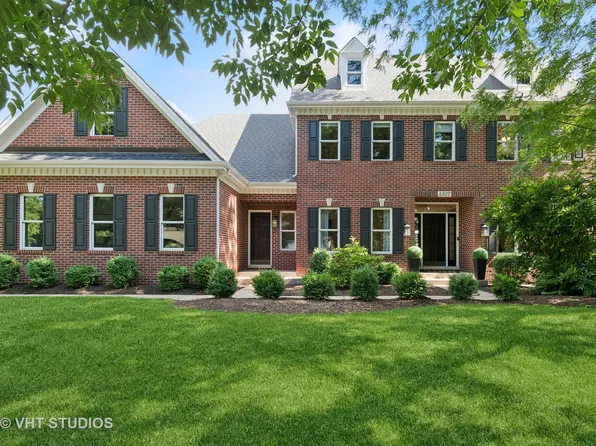 4227 Falkner Dr, Naperville, IL 60564