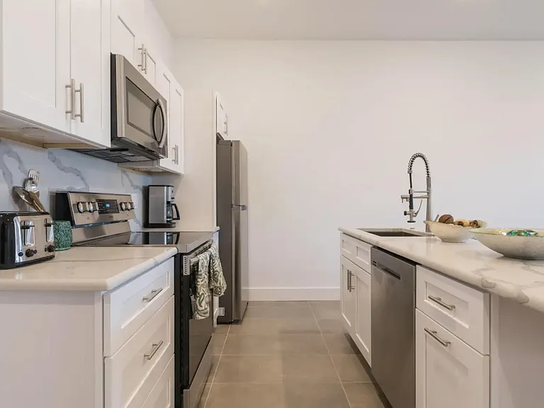 1254 Point Breeze Ave #A — Photo 16