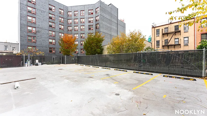 Rented by Nooklyn NYC LLC | media 21