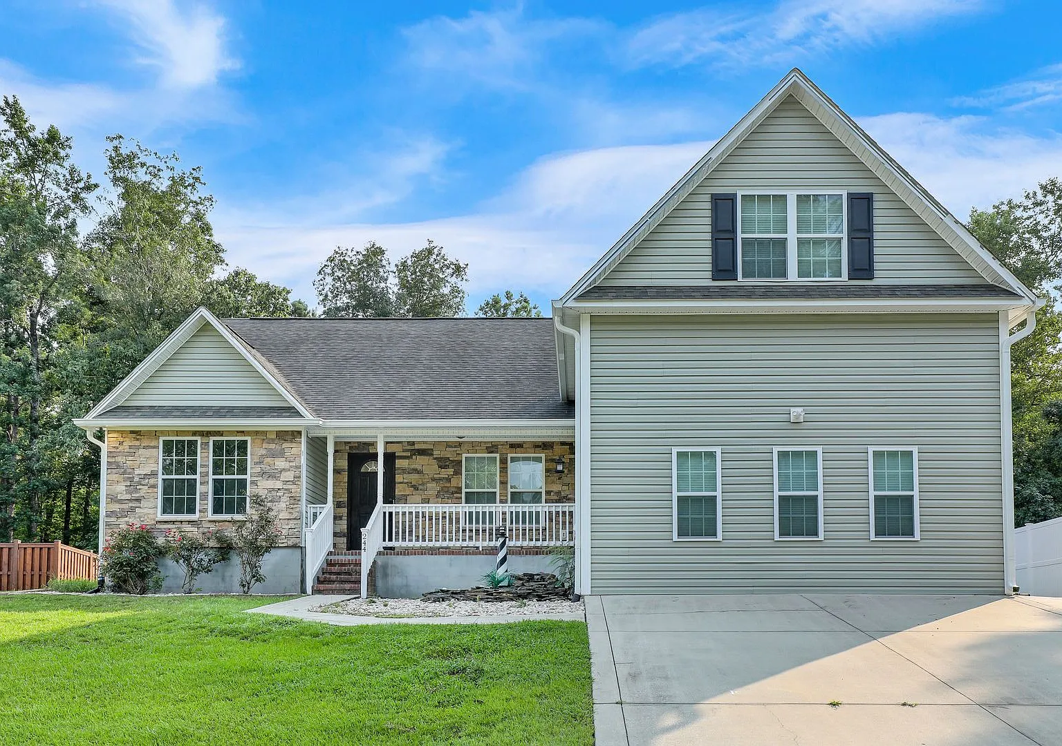 244 Blue Creek Farms Dr., Jacksonville, NC 28540 — Photo 1
