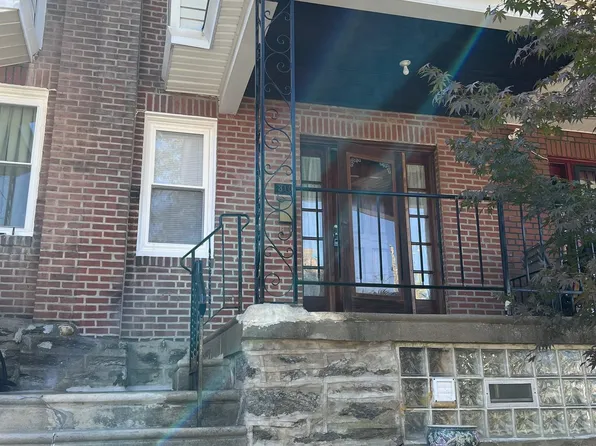 310 Robbins St, Philadelphia, PA 19111