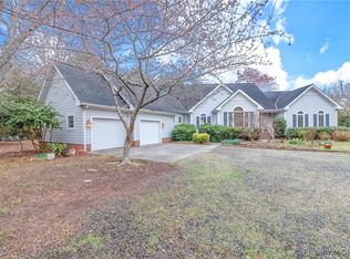 380 Pecan Ln, Cardinal, VA 23025