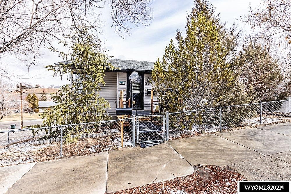 601 B St Rock Springs Wy 82901 Mls 20211418 Zillow
